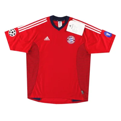 Bayern München 2002 Home kit